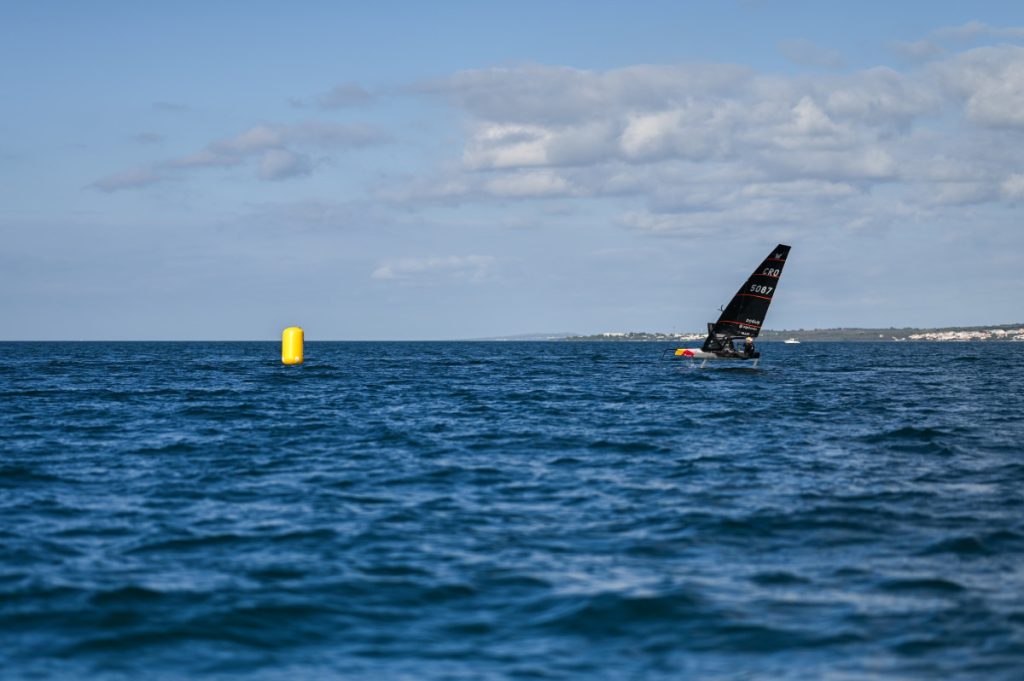 60ade7eb-af71-411c-9970-8c0db3b1f847