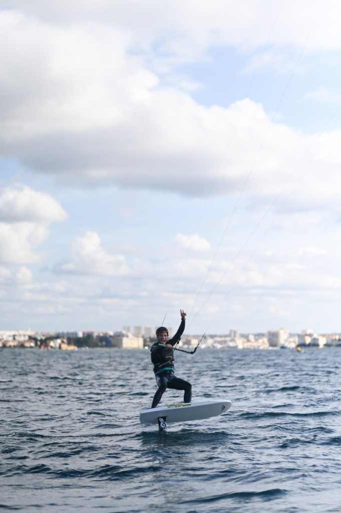 6ed330e7-e036-4fca-8519-94f15400ddc4