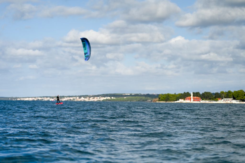 950239ef-f67f-456f-b378-7c9422651c89