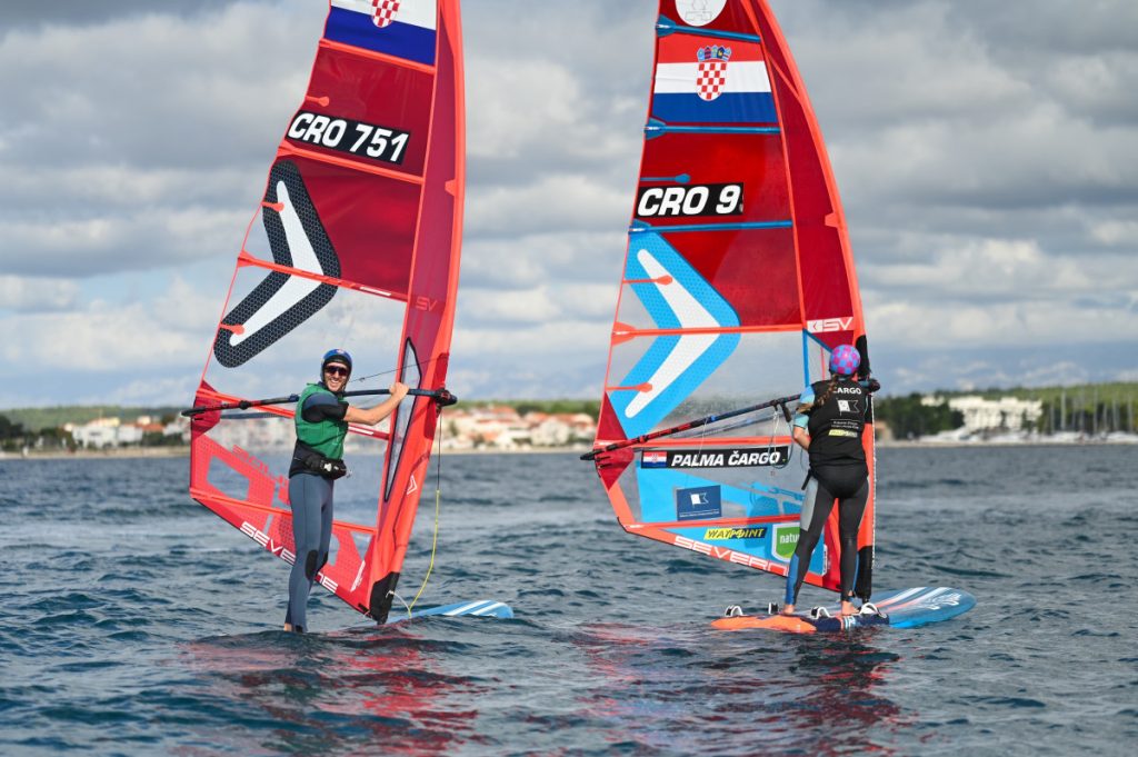 9dc23f3a-1716-4023-bf94-182e6f7fc6fb