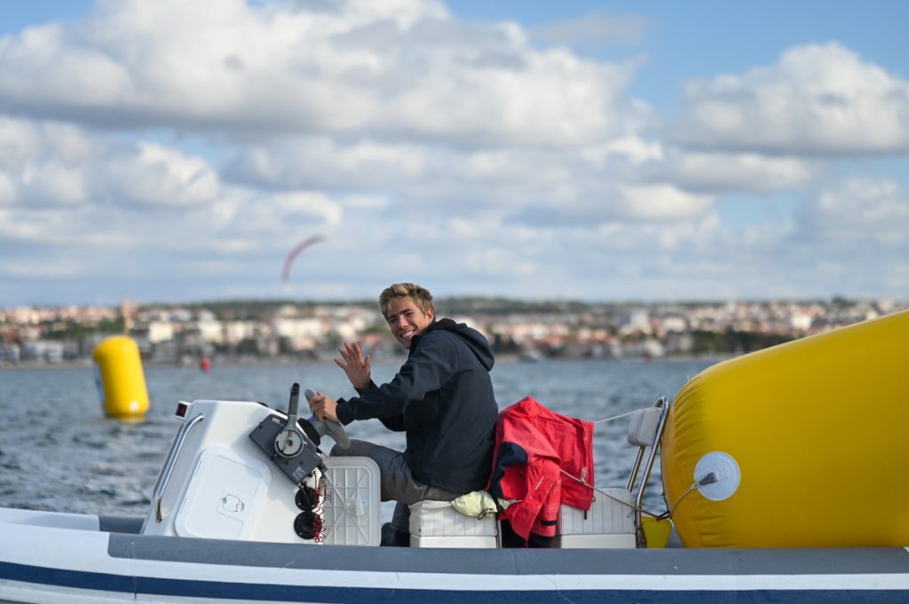 9de1f3ee-e909-431e-a7ad-a73de6748f65